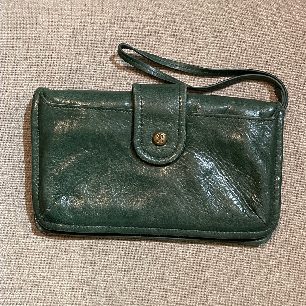 Green Leather Wristlet